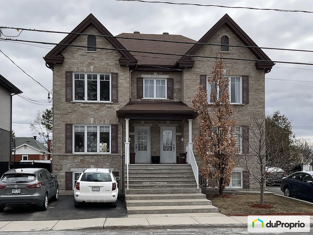 $1,235,000 - Triplex for sale in Longueuil (St-Hubert) — photo 2