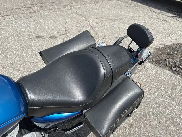 2005 Harley-Davidson Sportster ~ SPORTSTER ~ CUSTOM ~ 883CI ~ LO in Street, Cruisers & Choppers in City of Toronto - Image 20