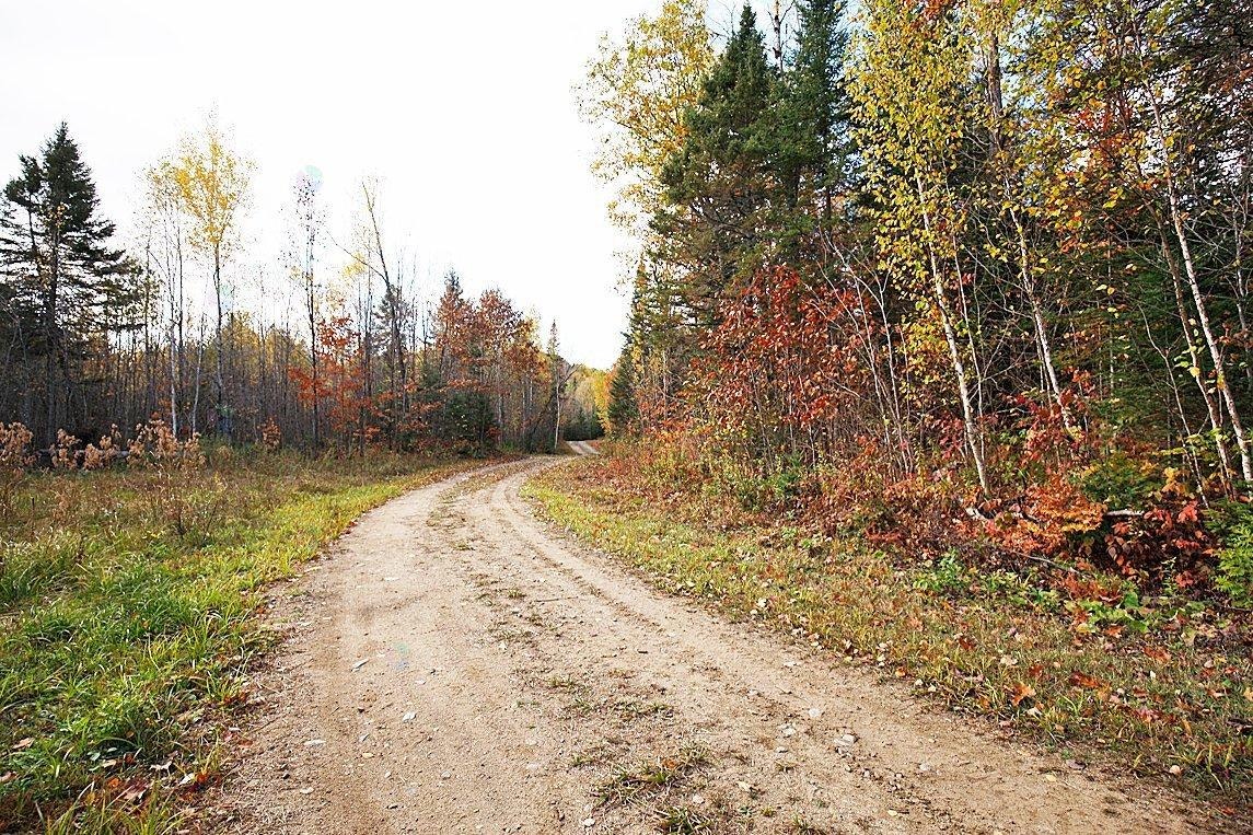 674 Ch. Pontbriand La Pêche, Quebec — photo 1
