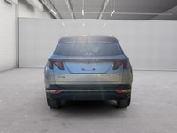Accident Free! | Apple CarPlay / Android Auto | Heated Front Seats | Heated Steering Wheel | Auto Ve... (image 4)