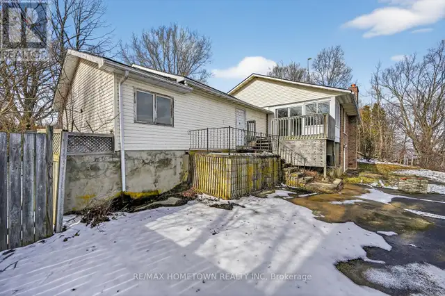 1327 1000 ISLANDS PARKWAY Front of Yonge, Ontario in Houses for Sale in Kingston - Image 31