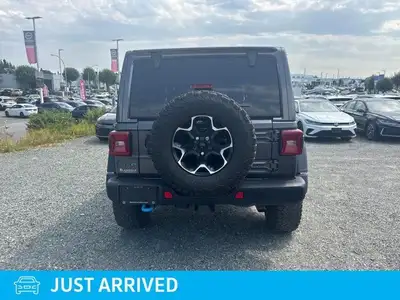 Only 90 Miles! This Jeep Wrangler 4xe boasts a Intercooled Turbo Gas/Electric I-4 2.0 L/122 engine p...