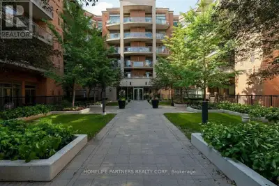 Serene and Spacious! Luxury Living with Soaring 10ft Ceilings. Incredible 1 Bed + Den Suite at The R...