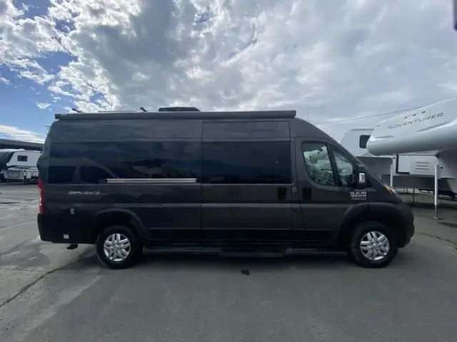 2021 Thor Motor Coach Sequence 20K in RVs & Motorhomes in Bedford - Image 4