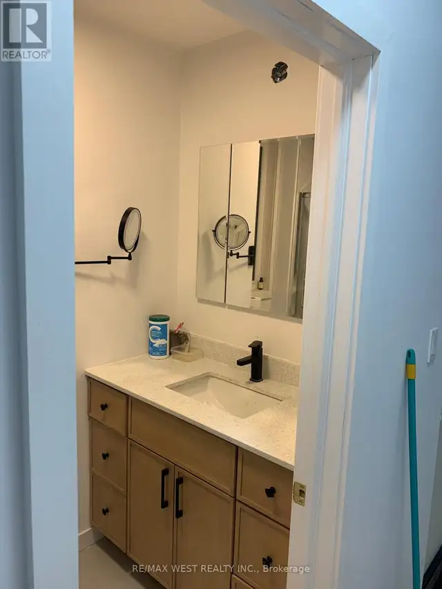 328 HIGH PARK AVENUE Toronto (Junction Area), Ontario in Houses for Sale in City of Toronto - Image 12