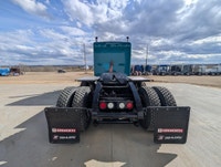 WOW!!! 2002 Kenworth W900B Heavy Spec Tandem with Signature 600! Huge work orders completed in our f... (image 5)