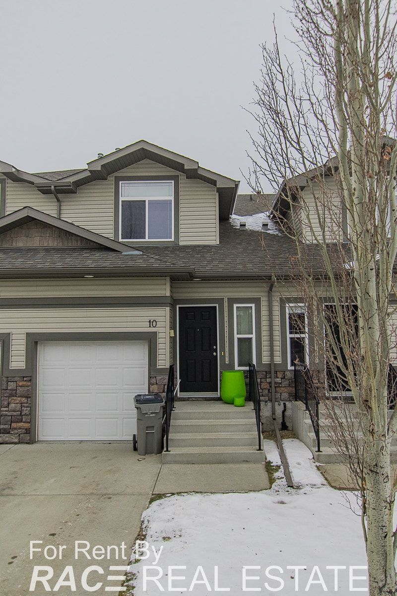 Morinville 109511 102 Ave, 3 Bed 2.5 Bath Single Garage Long Term Rentals St. Albert Kijiji