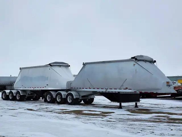 2002 Beall Super B-Train Hopper/Grain/Tri-Tri axles in Heavy Equipment in Barrie - Image 7