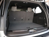 ... Engine: Turbocharged Diesel I6 3.0L/ L/100Km City: 11.5 L/100Km Hwy: 9.7 Safety Equipment Rear S... (image 8)