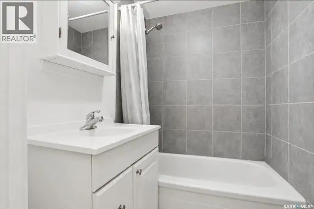 610 Albert AVENUE Saskatoon, Saskatchewan in Houses for Sale in Saskatoon - Image 14