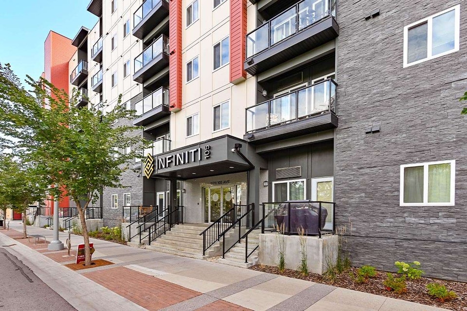 Infiniti 105 Apartments - 1 Bedroom available at 11711 105 Avenu 3