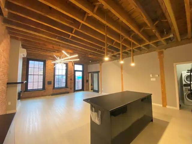 28 King Suite 501 in Long Term Rentals in Saint John - Image 11