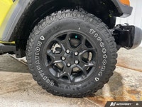 Only 35,953 Miles! This Jeep Wrangler boasts a V-6 3.6 L engine powering this Automatic transmission... (image 9)