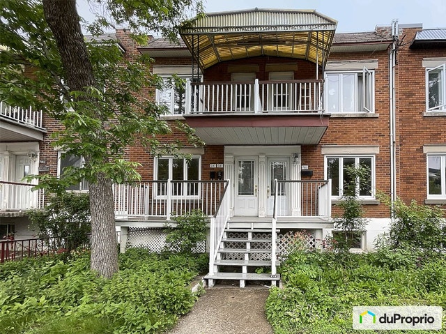 $849,000 - Triplex in Villeray / St-Michel / Parc-Extension — photo 1
