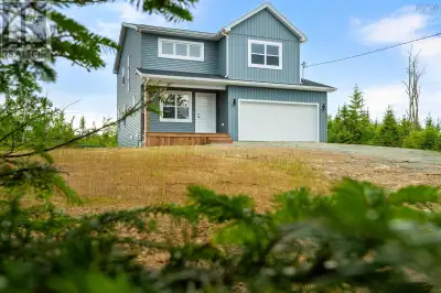 Stunning new construction by Ramar Homes! Over 2,600 sq ft of luxury living with 4 bedrooms and 3.5...