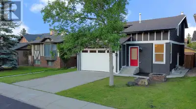 Stunning Fully Renovated Home on a Quiet Street with LEGAL SUITE!This beautifully upgraded front gar...