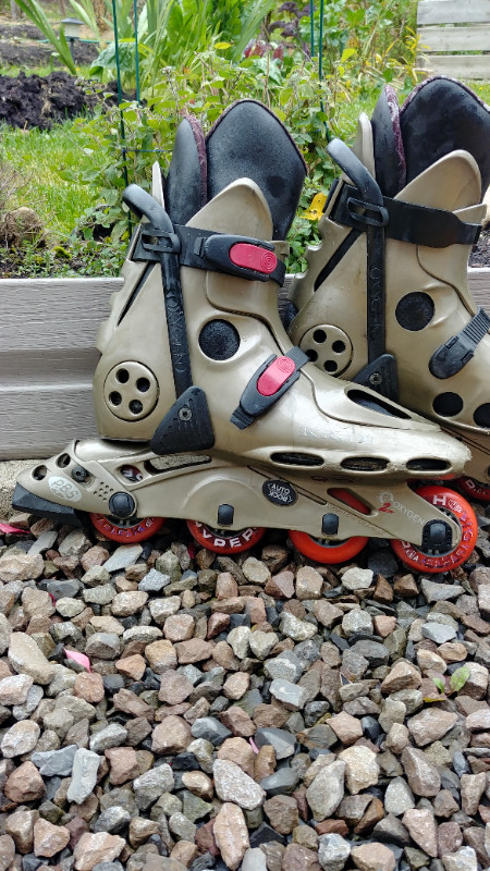 Patins à roues alignées / Rollerblades dans Patins et patins à roulettes  à Ouest de l’Île - Image 2