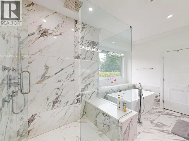 3560 HIGHLAND BOULEVARD North Vancouver, British Columbia in Houses for Sale in North Shore - Image 20