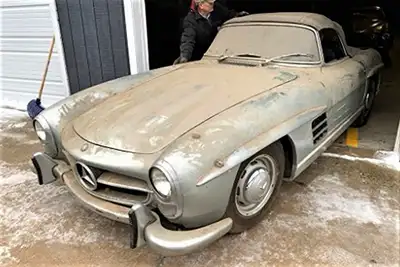 i want buy a pre 1971 and older 2 door mercedes benz any condition or location CASH IN HAND !! 867-6...