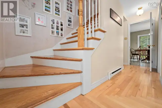1 Cedarwood Court Fall River, Nova Scotia62864752575233123