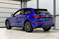 Traction intégrale Audi quattro / Black optics /Bleu ultra metallic / Sièges et volant en cuir chauf... (image 6)