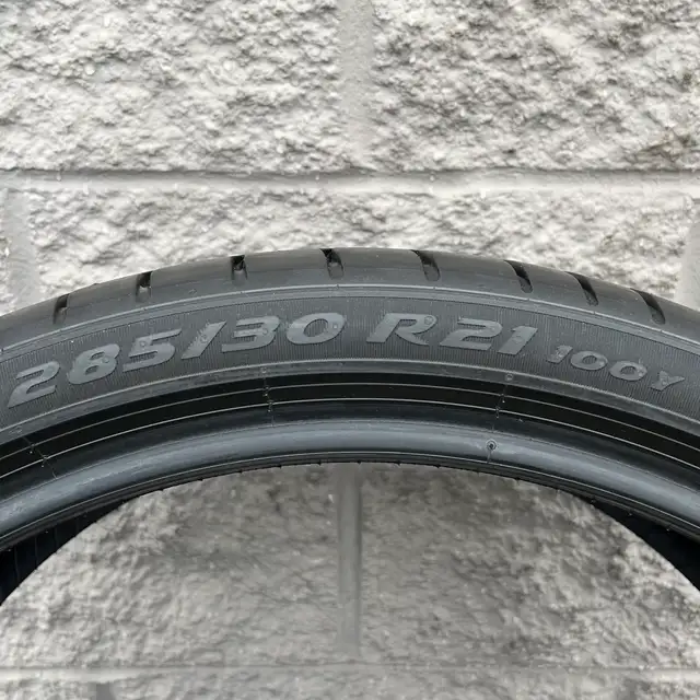 (97%) 2x 255/35R21 & 2x 285/30R21 Pirelli PZero PZ4 Summers in Tires & Rims in City of Toronto - Image 8