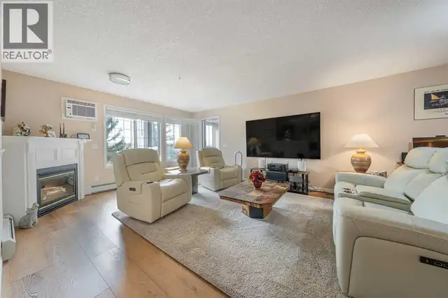 222, 6868 Sierra Morena Boulevard SW Calgary, Alberta in Condos for Sale in Calgary - Image 12