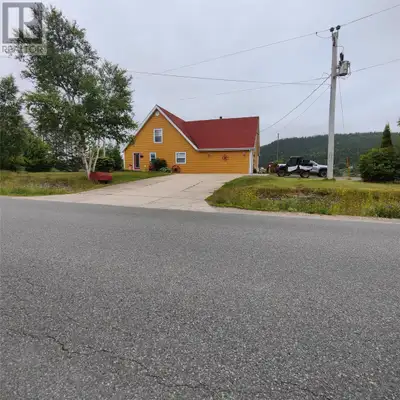 MLS® — Oceanfront Living in Scenic Culls Harbour Dreaming of waterfront living? This incredible prop...