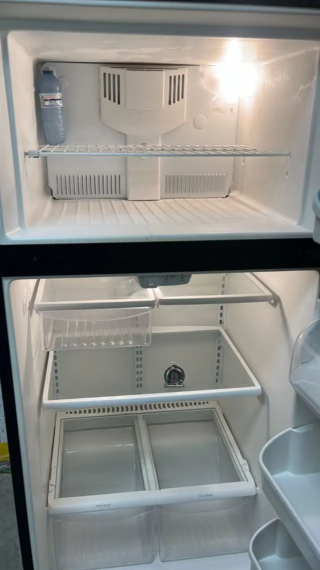 Frigidaire 30” Stainles Stell Fully Tested  30-Day Warranty in Refrigerators in Kitchener / Waterloo - Image 6