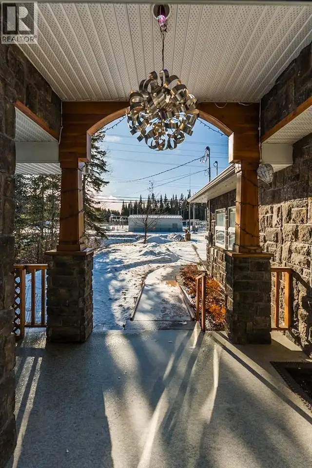 5202 CHIEF LAKE ROAD Prince George, British Columbia in Houses for Sale in Prince George - Image 5