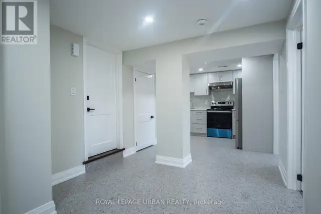 LOWER - 67 CAMPBELL DRIVE Brampton (Northwood Park), Ontario in Long Term Rentals in Mississauga / Peel Region - Image 3