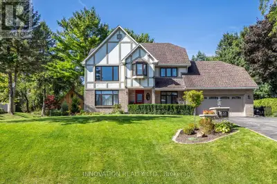 Located on one of Manotick's most sought-after streets and surrounded by prestigious multi-million d...