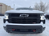 AMVIC Licensed Dealer AMVIC LICENSED DEALER//Stock Number: CP274407A *Premium Heated Bucket Seats *1... (image 1)