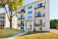 4 1/2 PRÈS BOUL. JACQUES-CARTIER LONGUEUIL DISPO MAINTENANT