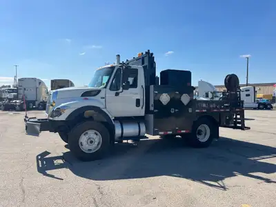 This truck is in great condition overall. It comes complete with 13FT Steel Service Body/Flatbed wit...