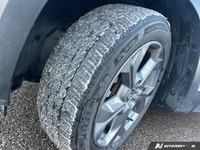 The advertised vehicle price is based on a promotional finance offer. Customers who purchase the veh... (image 9)