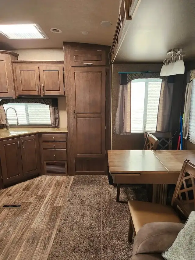 2019 NORTHWOOD ARCTIC FOX 27-5 (FINANCING AVAILABLE) in Travel Trailers & Campers in Kelowna - Image 8