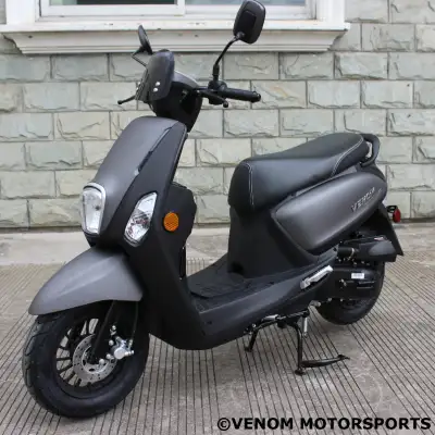 Brand New Venom Roma 49cc Street Legal Scooter In Stock Canada Venom Motorsports Canada has brand ne...