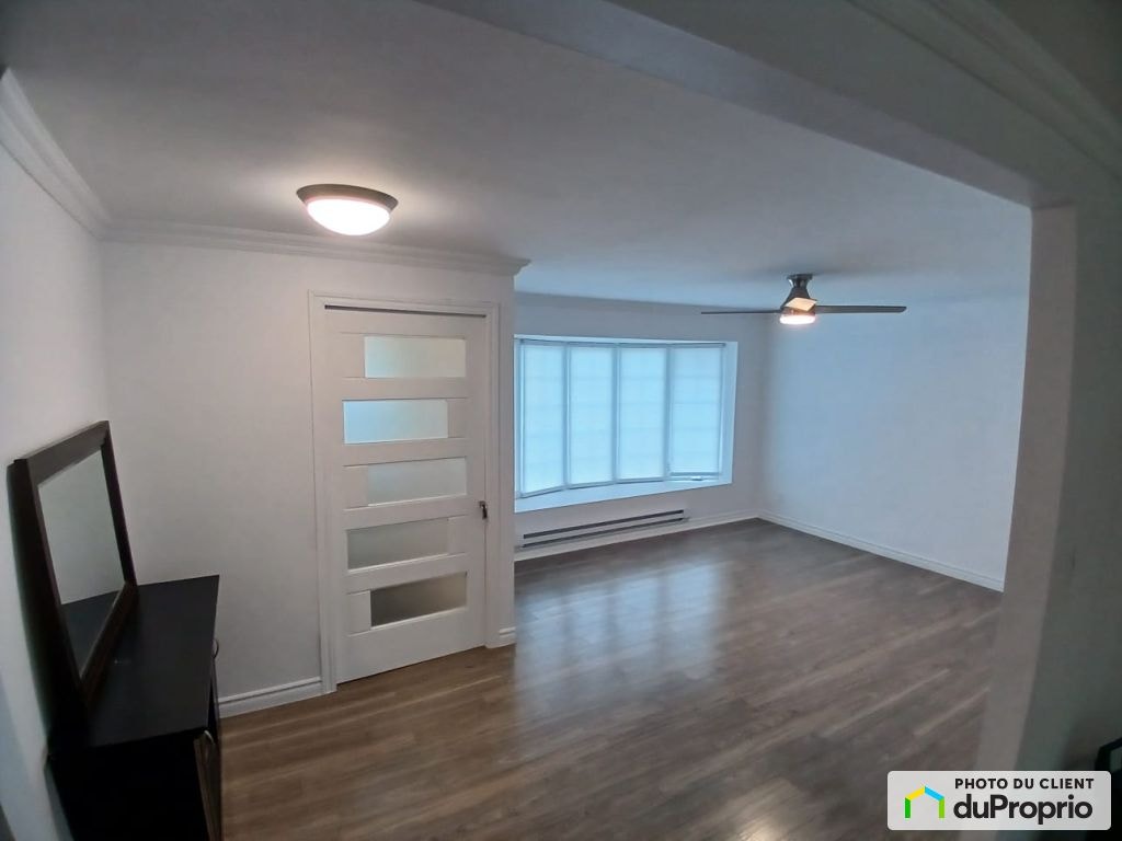 $749,000 - Bungalow for sale in Fabreville — photo 3