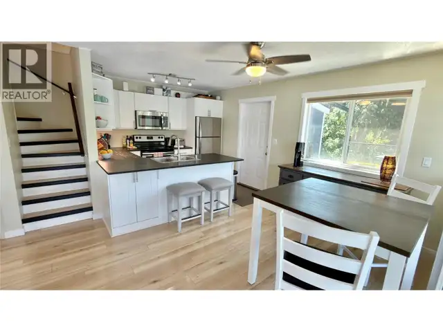 3109 East Lake Drive Christina Lake, British Columbia in Houses for Sale in Penticton - Image 30