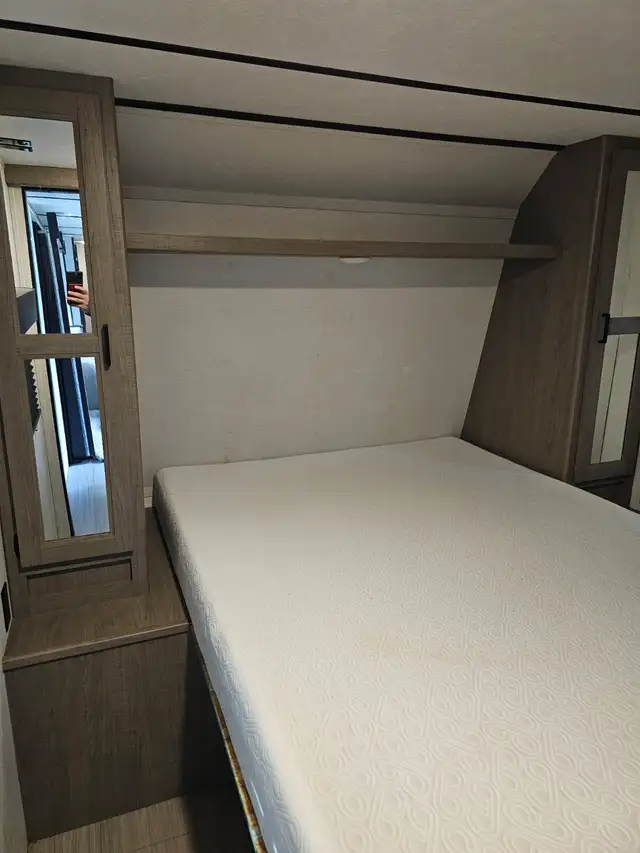 HIDEOUT RV 35 FT, 2021 Model / LEASE take over 365,- CAD mnth. in Travel Trailers & Campers in Terrace - Image 7