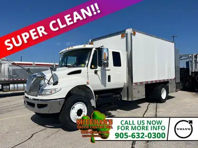 Only 158,466km's on this nice clean International 4400 Mobile Service Truck. IHC Diesel 310HP, Allis...