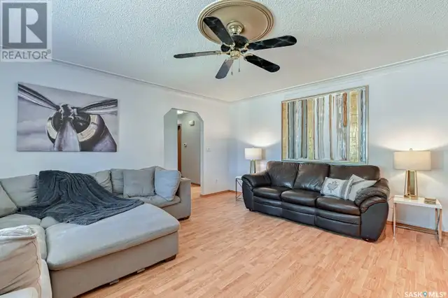 282 Froom CRESCENT Regina, Saskatchewan63005669336195123