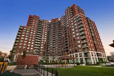 Modern homes for modern living. A prime location and a new rental building – Compass raised the bar...