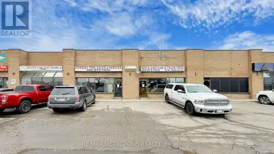 Incredible Unit With 2 Drive-In Door. Excellent for Automotive Uses. Highly Desirable Area With Clos...
