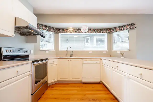 174 16080 82 AVENUE Surrey, British Columbia in Condos for Sale in Delta/Surrey/Langley - Image 7