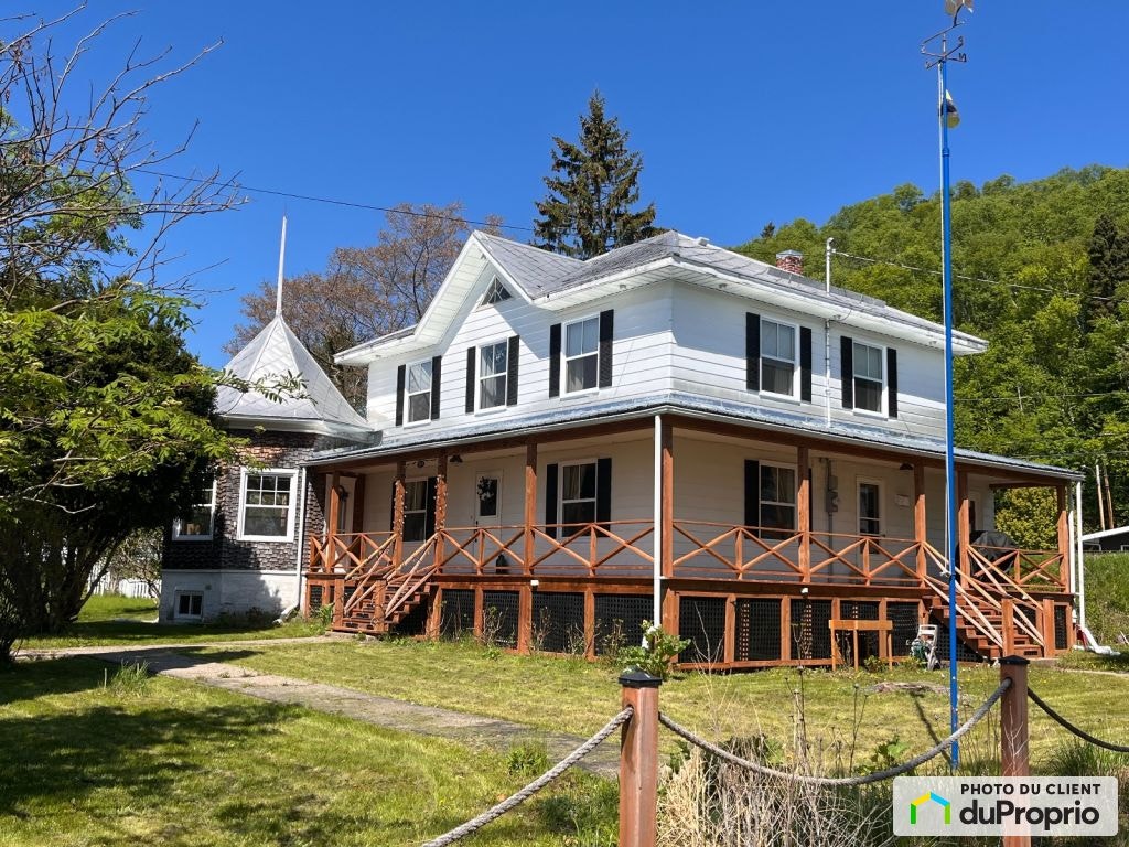$689,000 - 2 Storey for sale in Les Eboulements — photo 1
