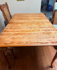 Wooden solid antique dining table with 6 chairs