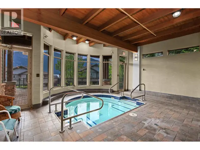6 BEACH DRIVE West Vancouver, British Columbia in Condos for Sale in Sunshine Coast - Image 32