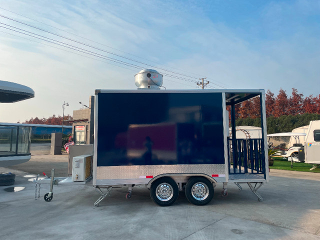 Concession Trailer food trailer food truck 17ft in Industrial Kitchen Supplies in Burnaby/New Westminster - Image 4